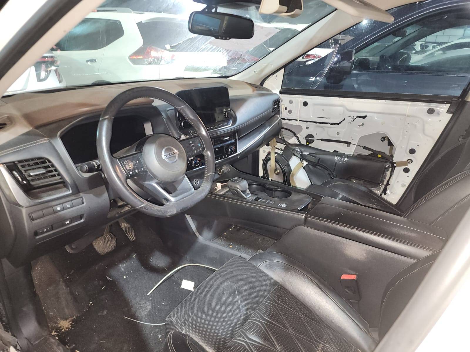 2021 NISSAN ROGUE — 111000 Miles — Lot 95649695 — Al Sajaa - Marhaba Auctions Used Cars - Image 7