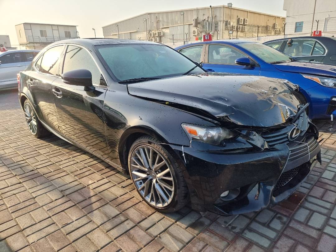 2015 LEXUS IS 250 — 158084 Miles — Lot F5056637 — Main - Marhaba Auctions Used Cars - Image 4