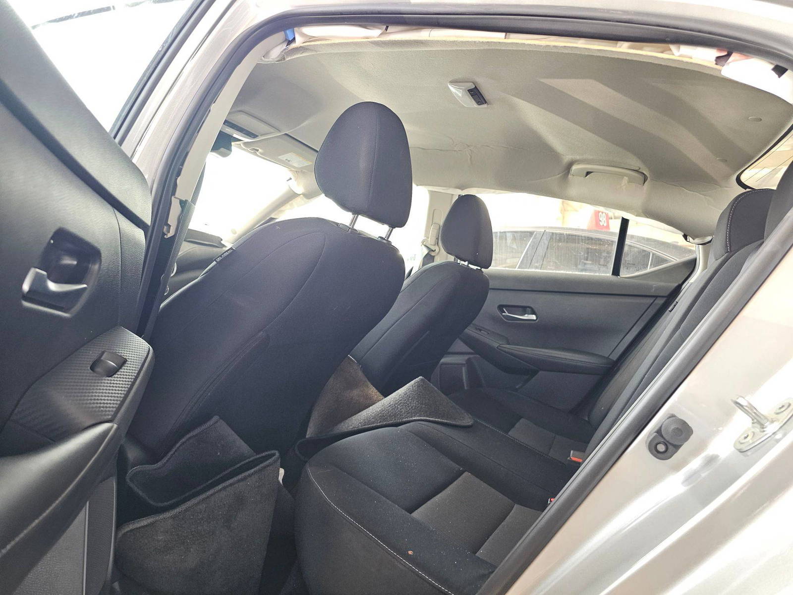 NISSAN SENTRA 2023 - Marhaba Auction Used Cars - Image 5