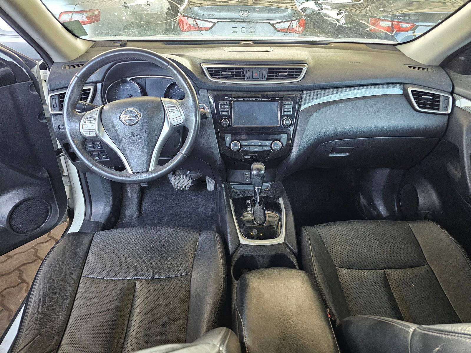 2014 NISSAN ROGUE — 157665 KM — Lot 71887435 — Souq - Marhaba Auctions Used Cars - Image 7