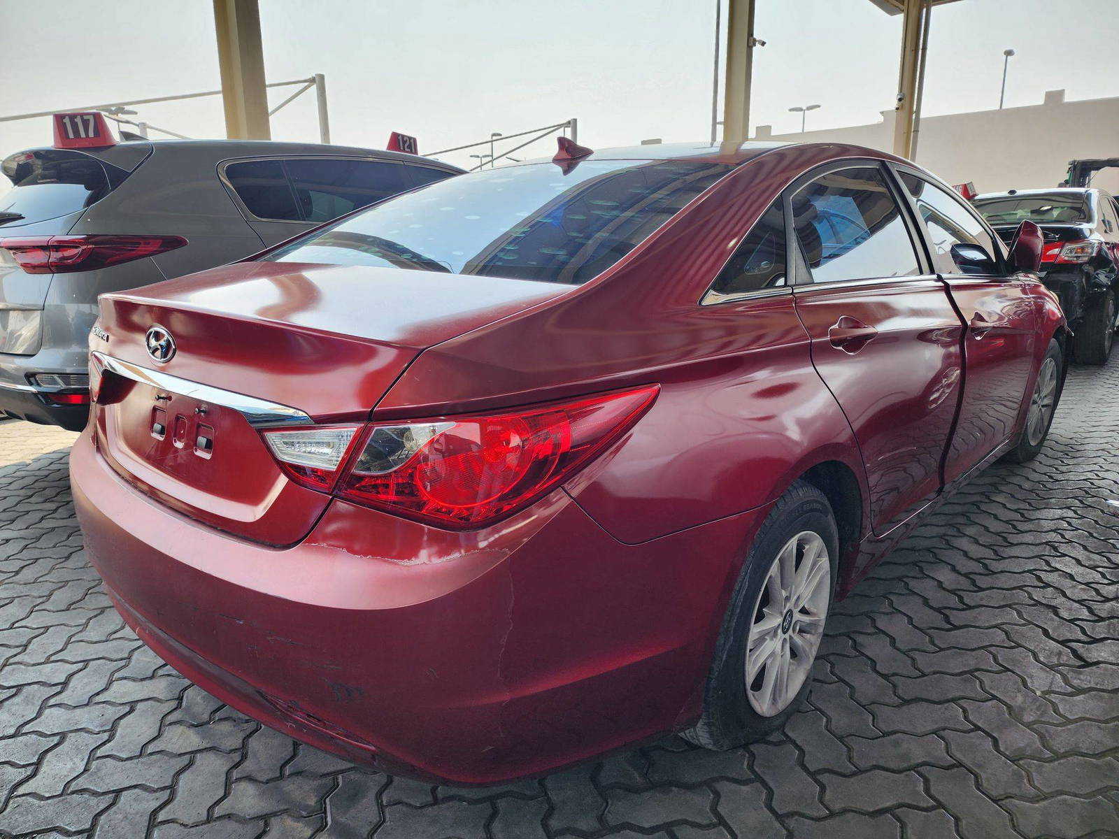 2012 HYUNDAI SONATA — 172587 Miles — Lot 73783 — Souq - Marhaba Auctions Used Cars - Image 3