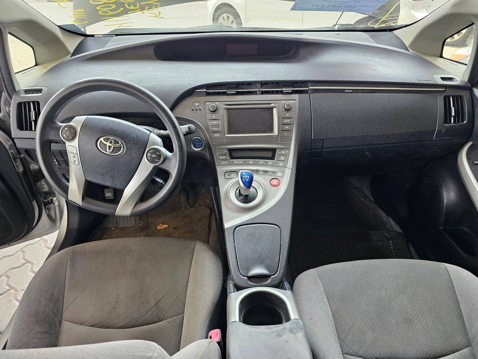 2012 TOYOTA PRIUS — 153139 Miles — Lot 0C5411608 — Souq - Marhaba Auctions Used Cars - Image 7