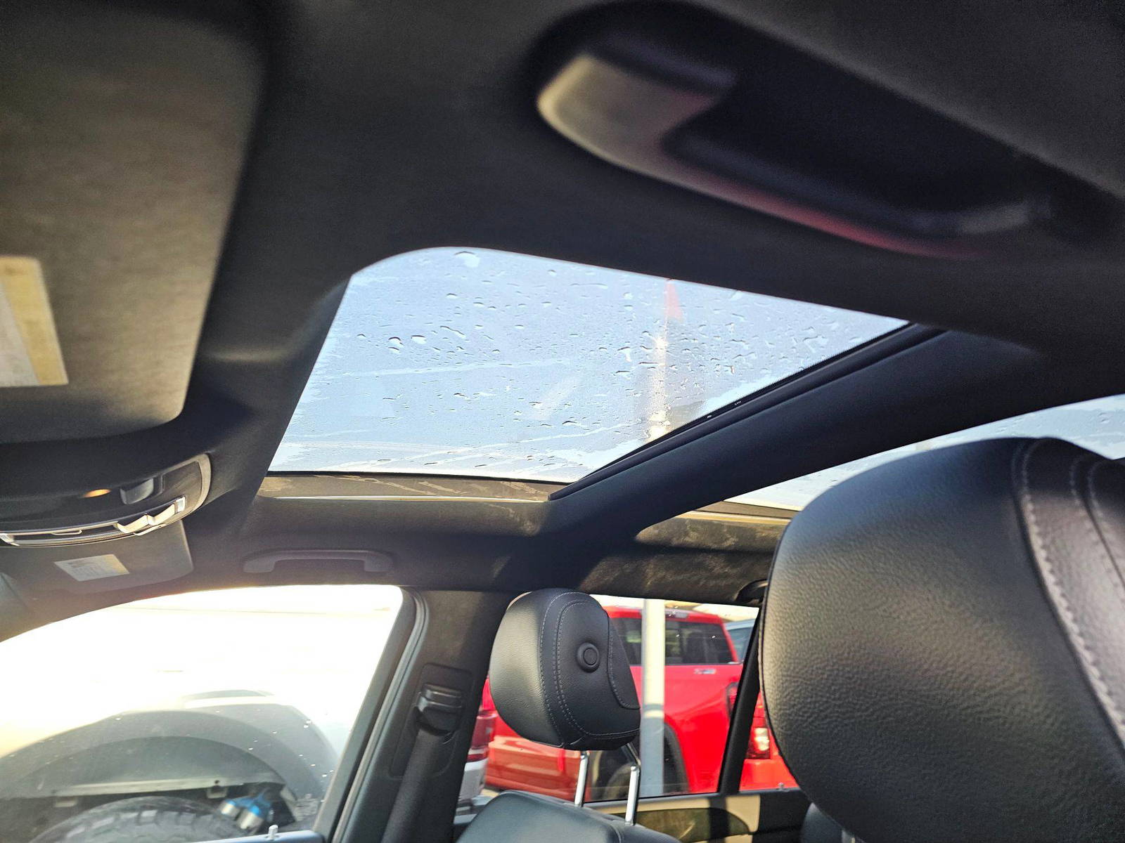 MERCEDES BENZ GLS 450 2018 - Marhaba Auction Used Cars - Image 8