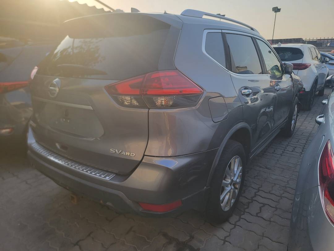 2017 NISSAN ROGUE — 186557 Miles — Lot 607321 — Main - Marhaba Auctions Used Cars - Image 4