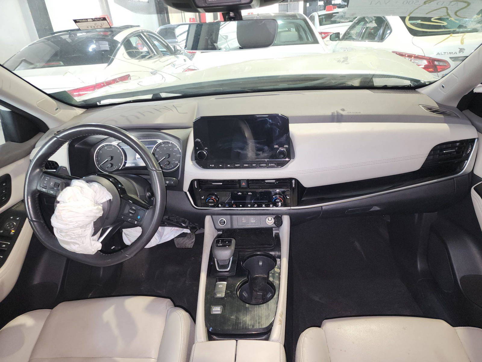 NISSAN ROGUE 2022 - Marhaba Auction Used Cars - Image 11