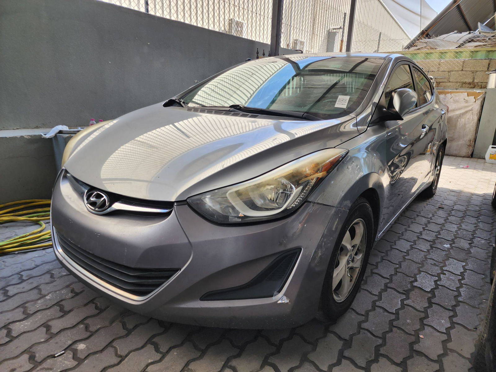 2014 HYUNDAI ELANTRA — 189172 Miles — Lot 61924 — Al Quoz - Marhaba Auctions Used Cars - Image 4