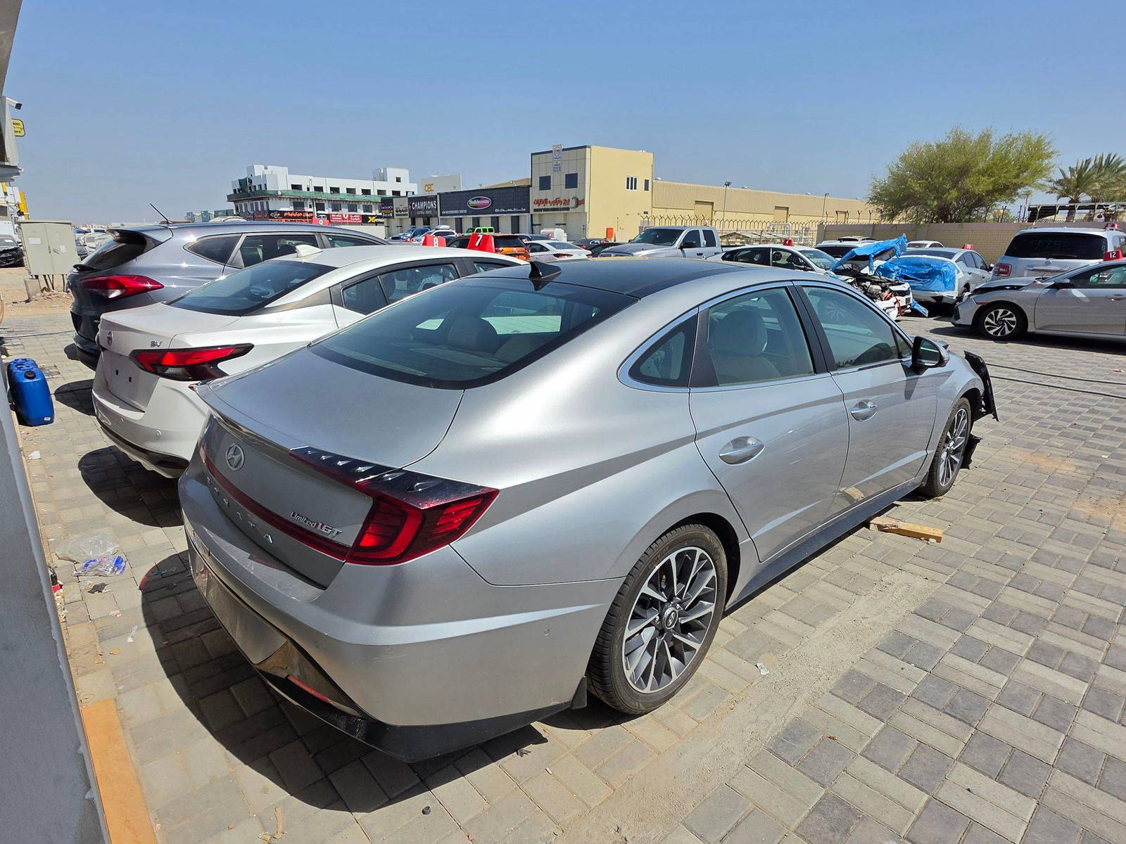 HYUNDAI SONATA 2020 - Marhaba Auction Used Cars - Image 3
