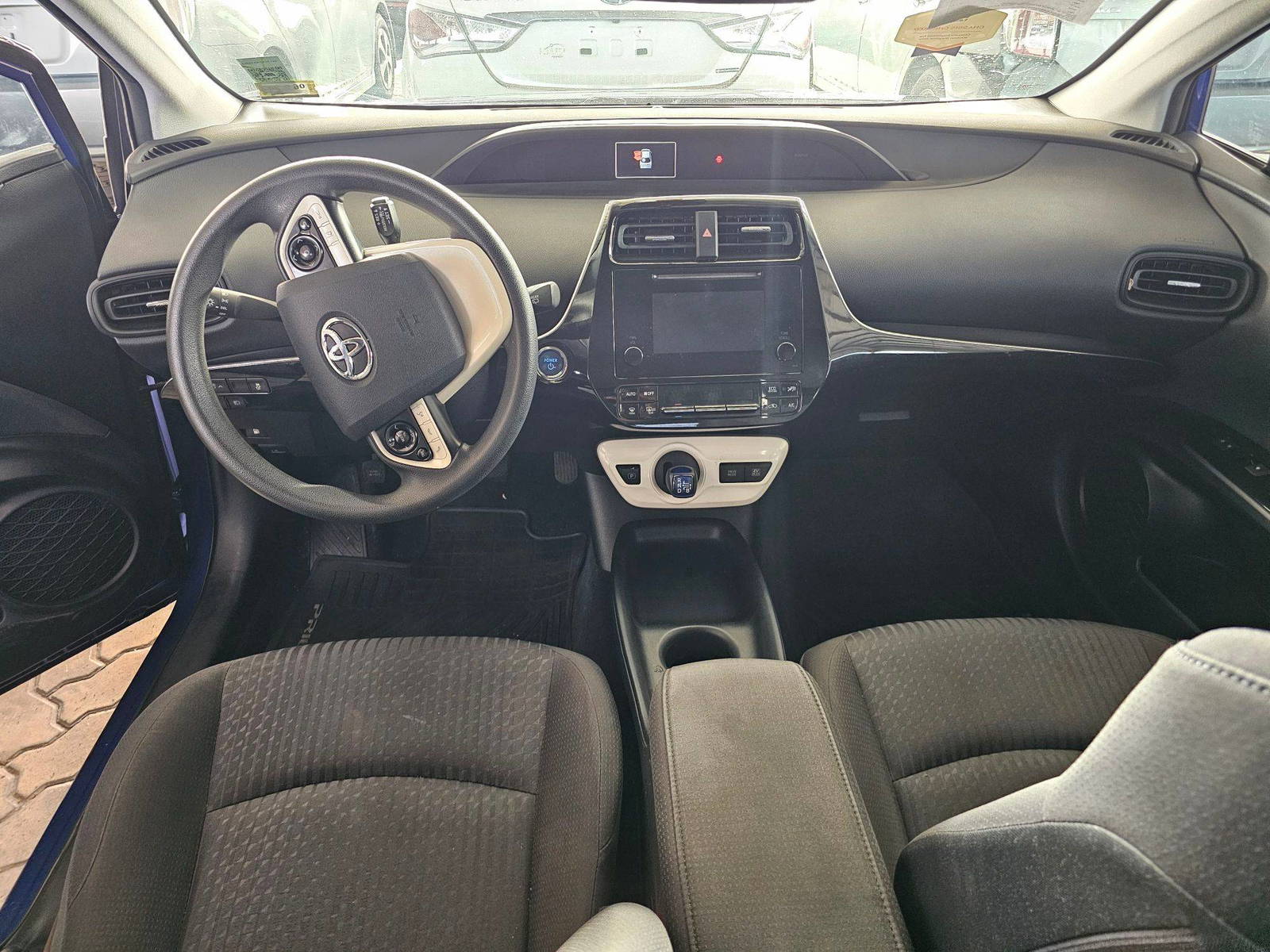 2017 TOYOTA PRIUS — 233216 Miles — Lot 44995 — Souq - Marhaba Auctions Used Cars - Image 7