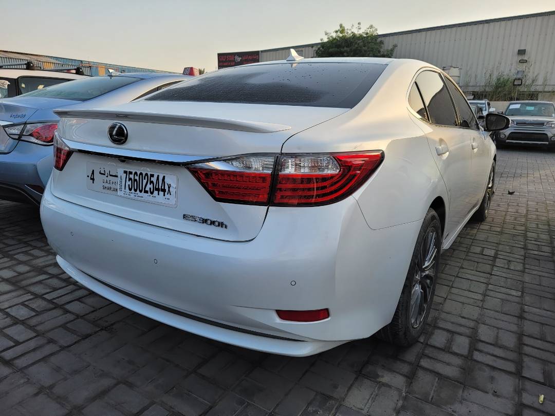 2014 LEXUS ES 300H — 116959 Miles — Lot E2045405 — Main - Marhaba Auctions Used Cars - Image 5