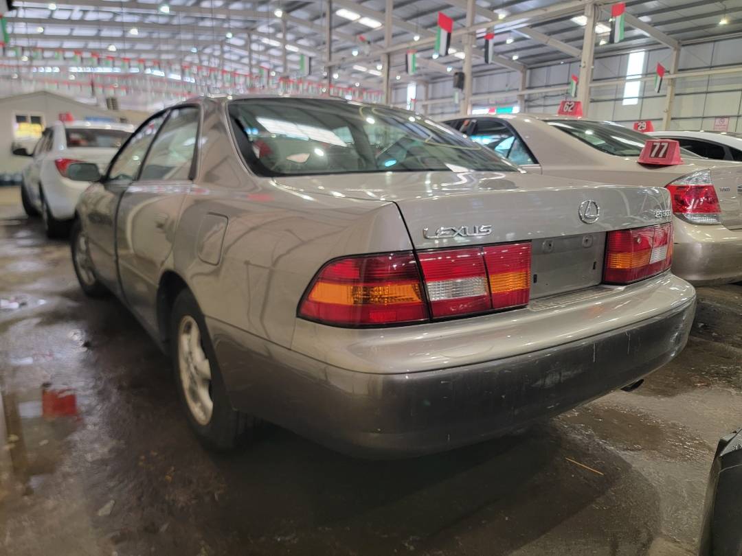 1999 LEXUS ES 300 — 152986 Miles — Lot 0221758 — Main - Marhaba Auctions Used Cars - Image 5