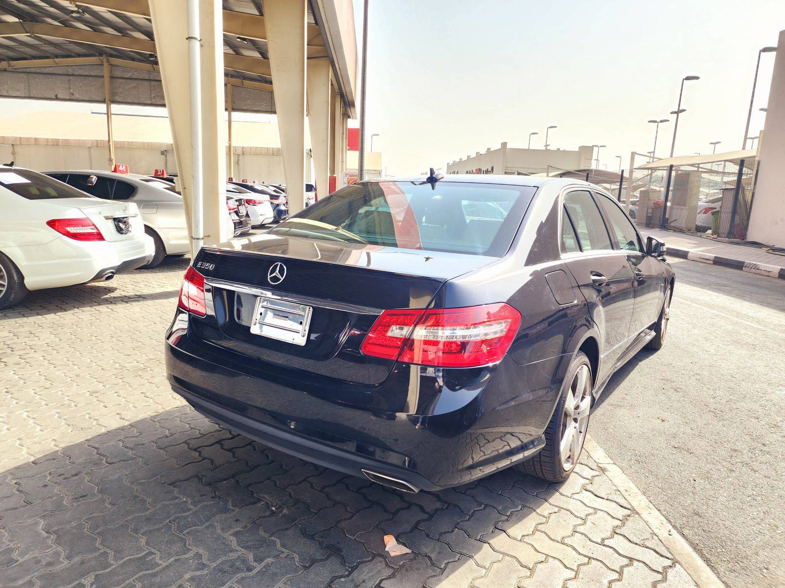 2012 MERCEDES BENZ E 350 — 124623 Miles — Lot KB1CA557775 — Souq - Marhaba Auctions Used Cars - Image 4