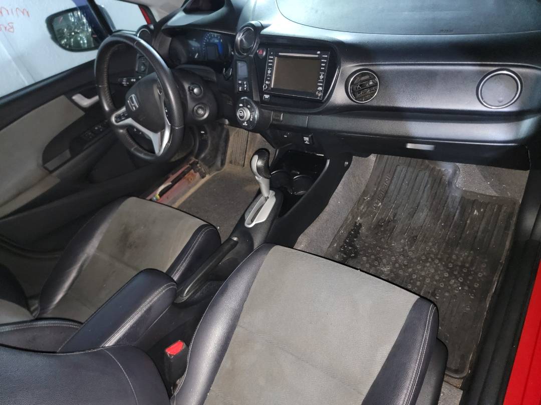 2012 HONDA INSIGHT — 200601 Miles — Lot 37466409 - Marhaba Auctions Used Cars - Image 9