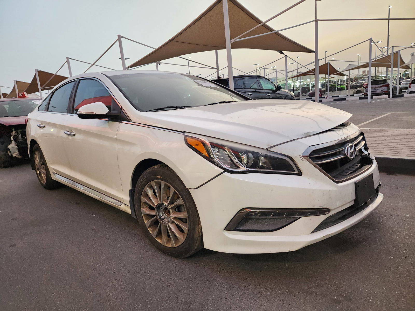 2015 HYUNDAI SONATA — 132675 Miles — Lot 39556548 — Souq - Marhaba Auctions Used Cars - Image 4
