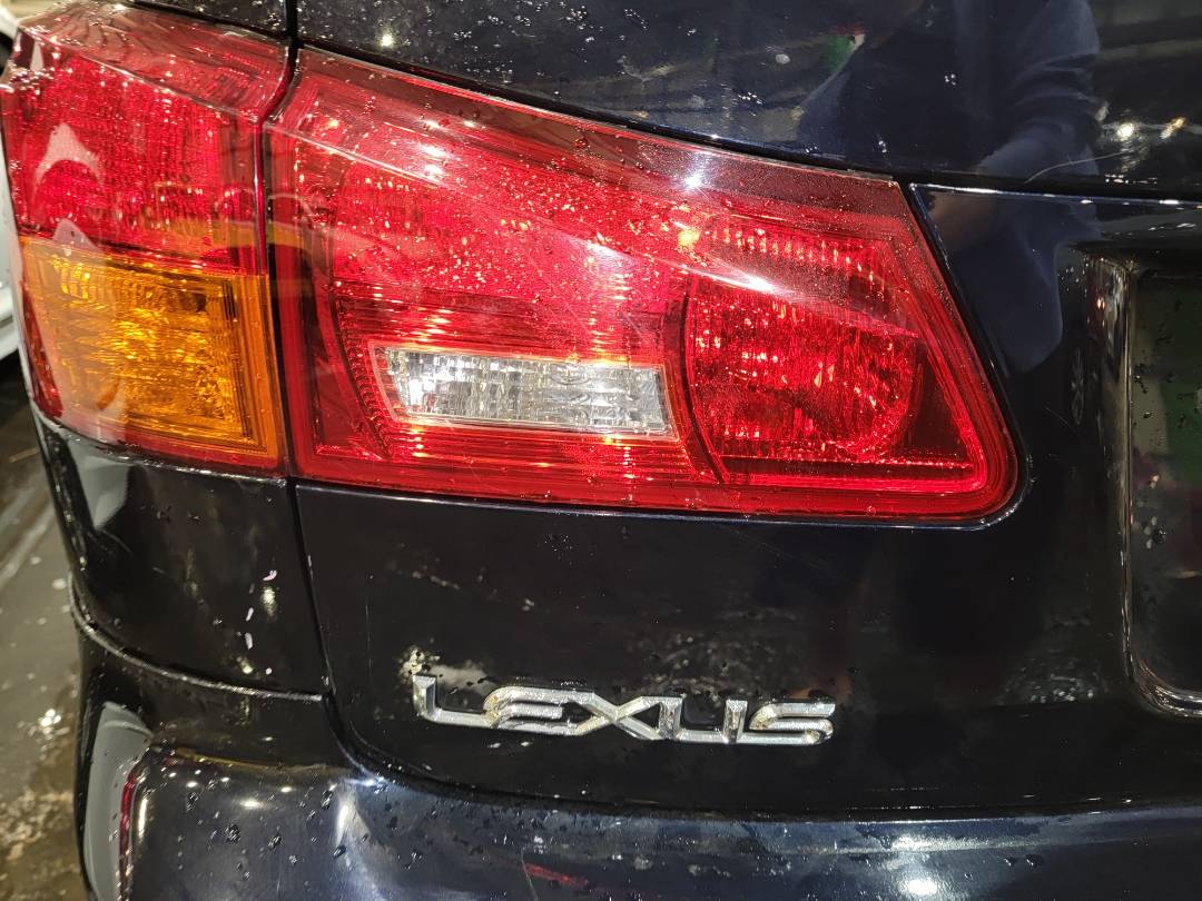 2006 LEXUS IS 250 — 237157 Miles — Lot 37519941 - Marhaba Auctions Used Cars - Image 5