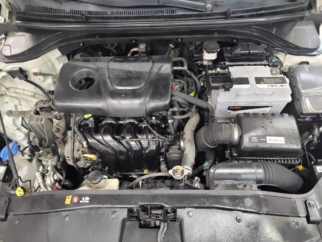 2018 HYUNDAI AVANTE — 147492 KM — Lot 648339 — Main - Marhaba Auctions Used Cars - Image 8