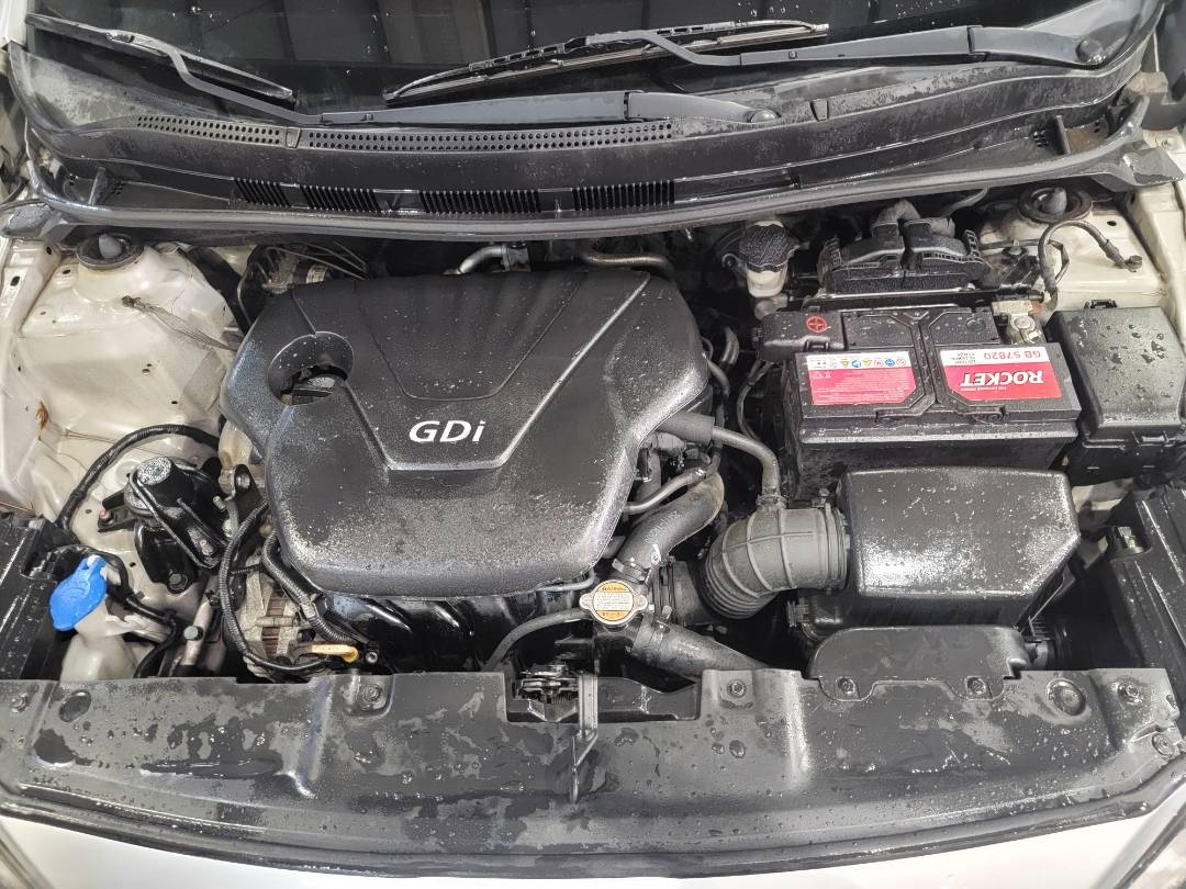 2011 HYUNDAI ACCENT — 147420 KM — Lot 39078 — Ind. 12 - Marhaba Auctions Used Cars - Image 10