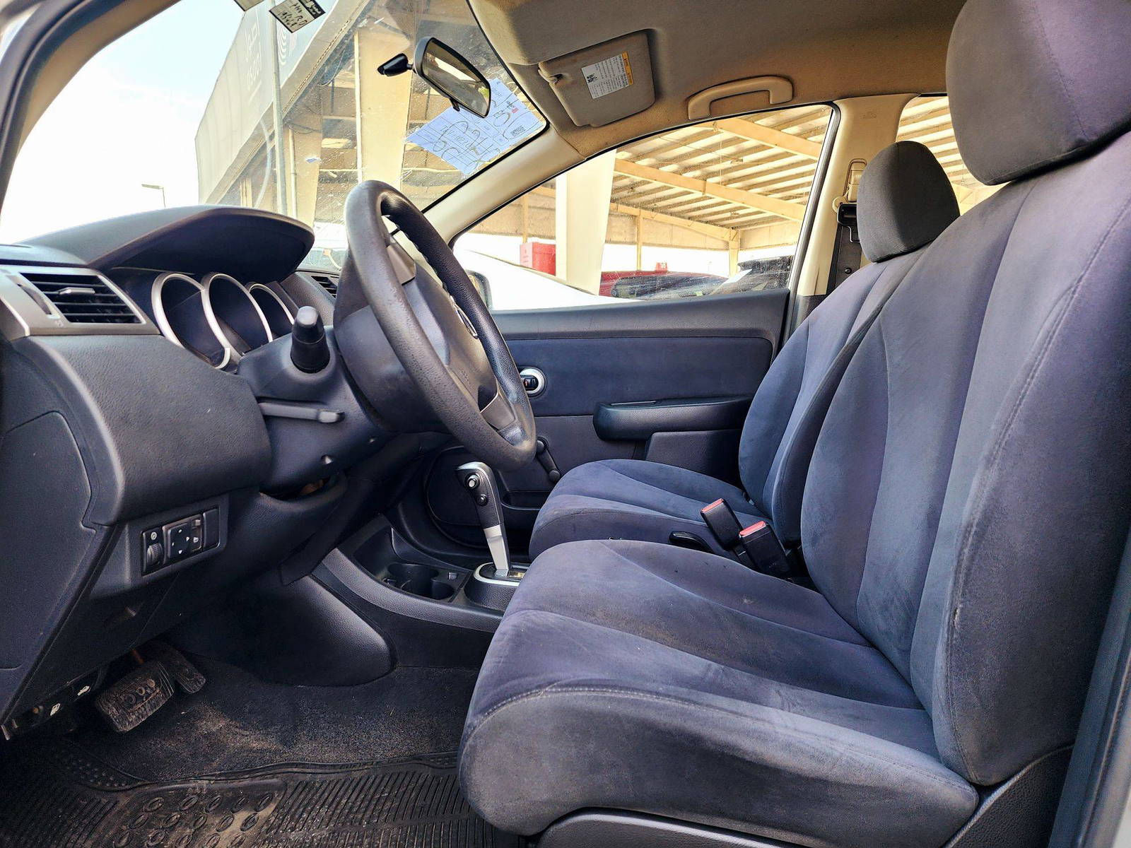 2009 NISSAN VERSA — 195468 Miles — Lot 76105 — Souq - Marhaba Auctions Used Cars - Image 8