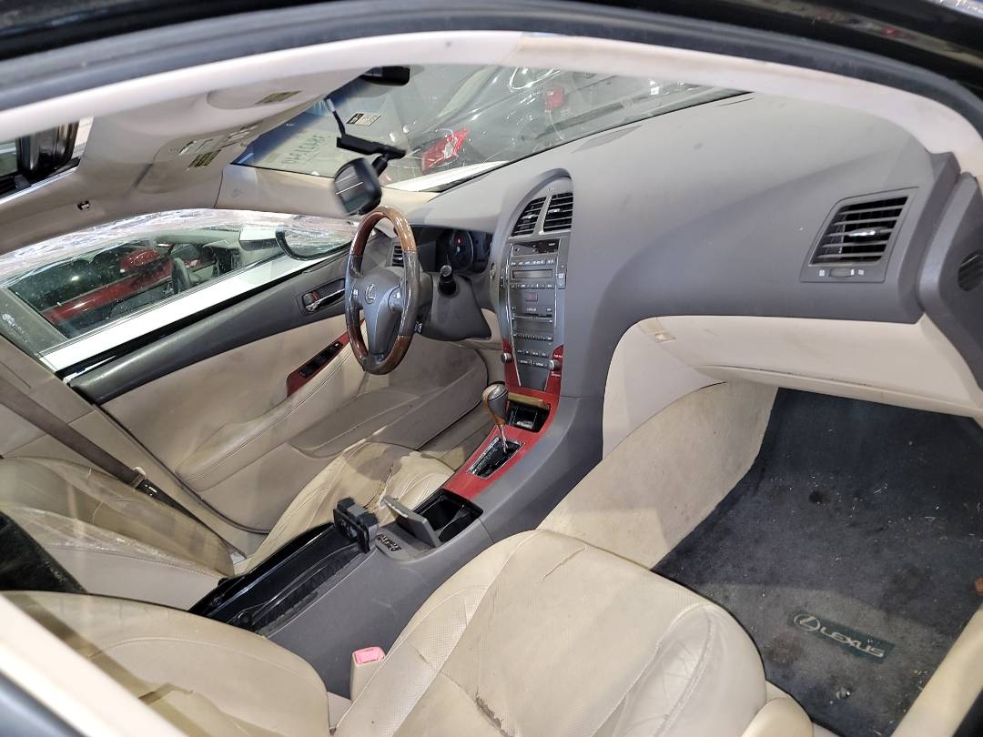 2009 LEXUS ES 300 — 203178 Miles — Lot 38421340 - Marhaba Auctions Used Cars - Image 5