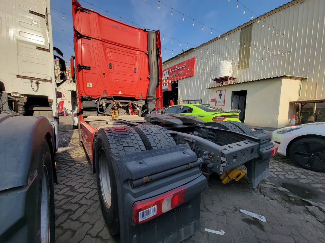 2014 MERCEDES BENZ ACTROS — 979788 KM — Lot L859402 — Main - Marhaba Auctions Used Cars - Image 4
