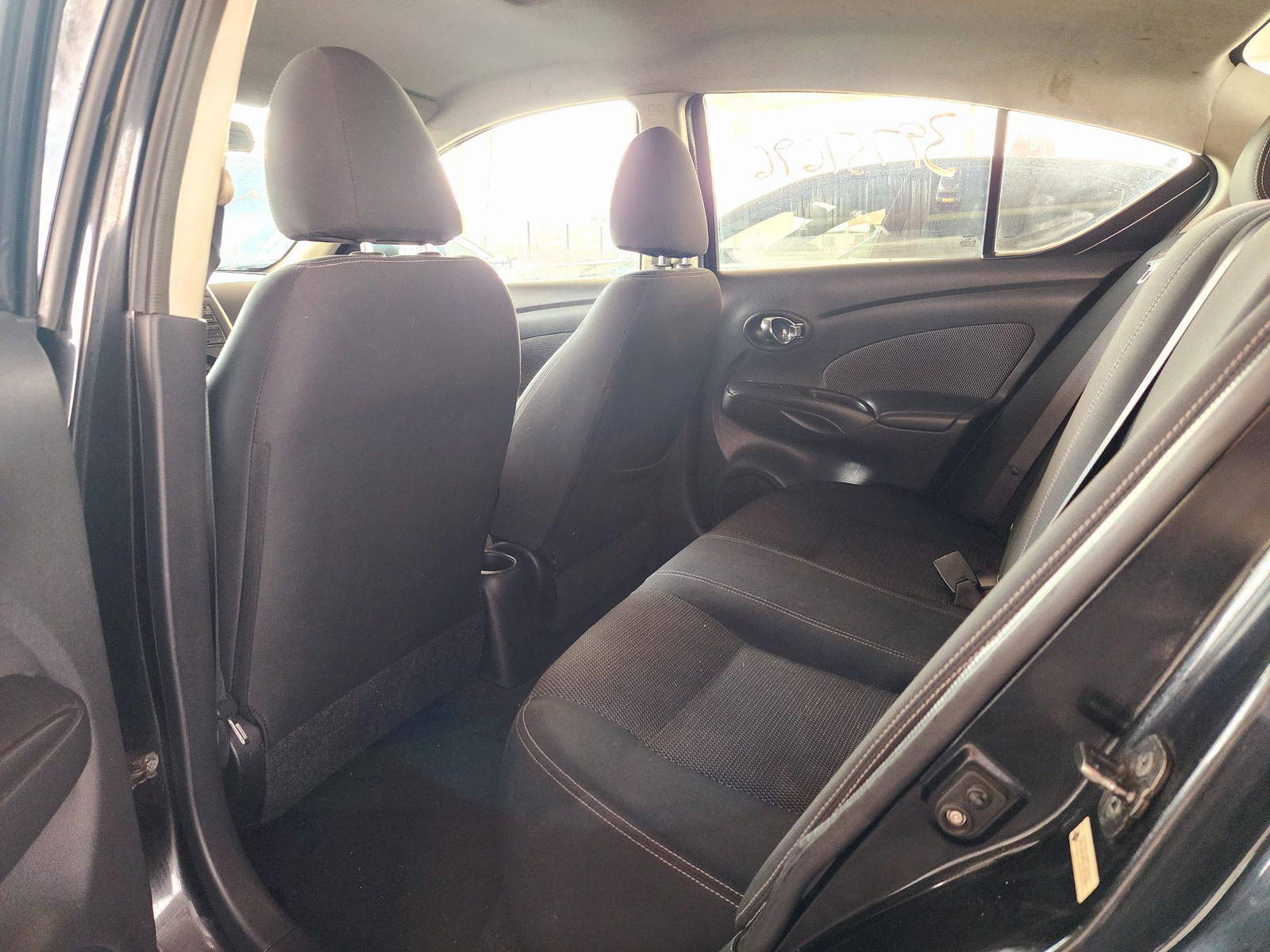 2014 NISSAN VERSA — 146073 Miles — Lot 5EL811082 — Souq - Marhaba Auctions Used Cars - Image 6