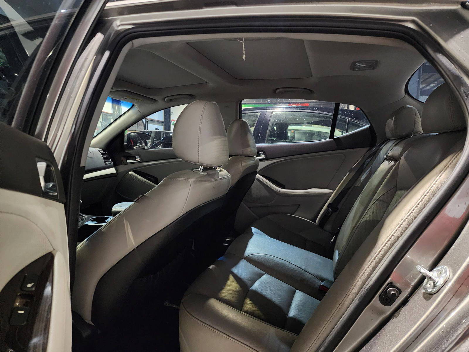 2015 KIA OPTIMA — 172603 Miles — Lot 76532764 — Al Quoz - Marhaba Auctions Used Cars - Image 7