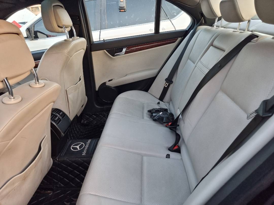 MERCEDES BENZ C300 2011 - Marhaba Auction Used Cars - Image 7