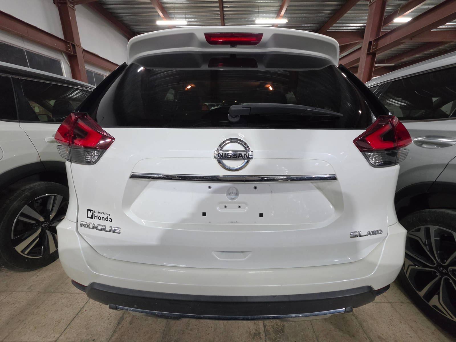 2017 NISSAN ROGUE — 100707 Miles — Lot 43956602 - Marhaba Auctions Used Cars - Image 15