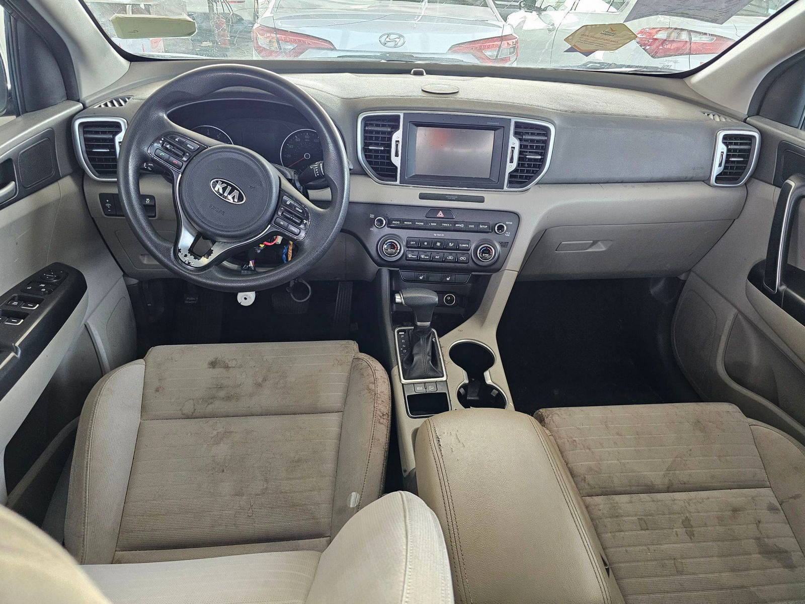 2018 KIA SPORTAGE — 134149 Miles — Lot 3320186 — Souq - Marhaba Auctions Used Cars - Image 7