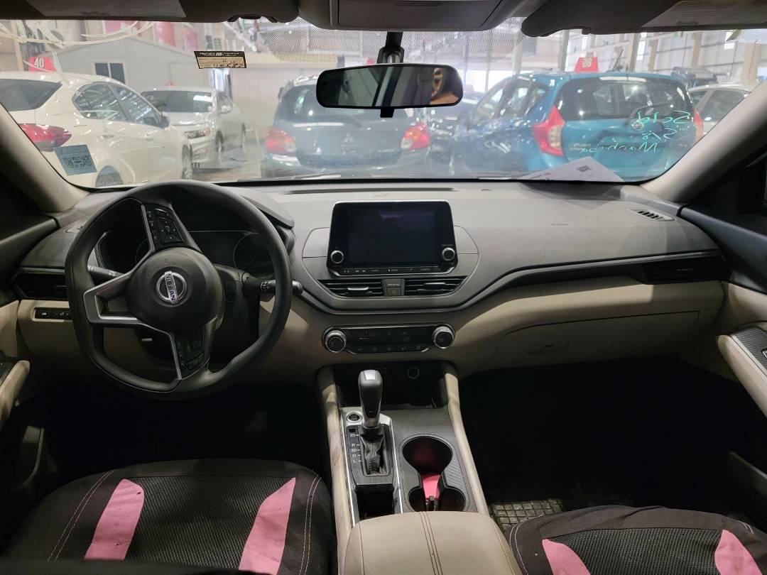 2019 NISSAN ALTIMA — 110582 Miles — Lot 69293 — Main - Marhaba Auctions Used Cars - Image 7