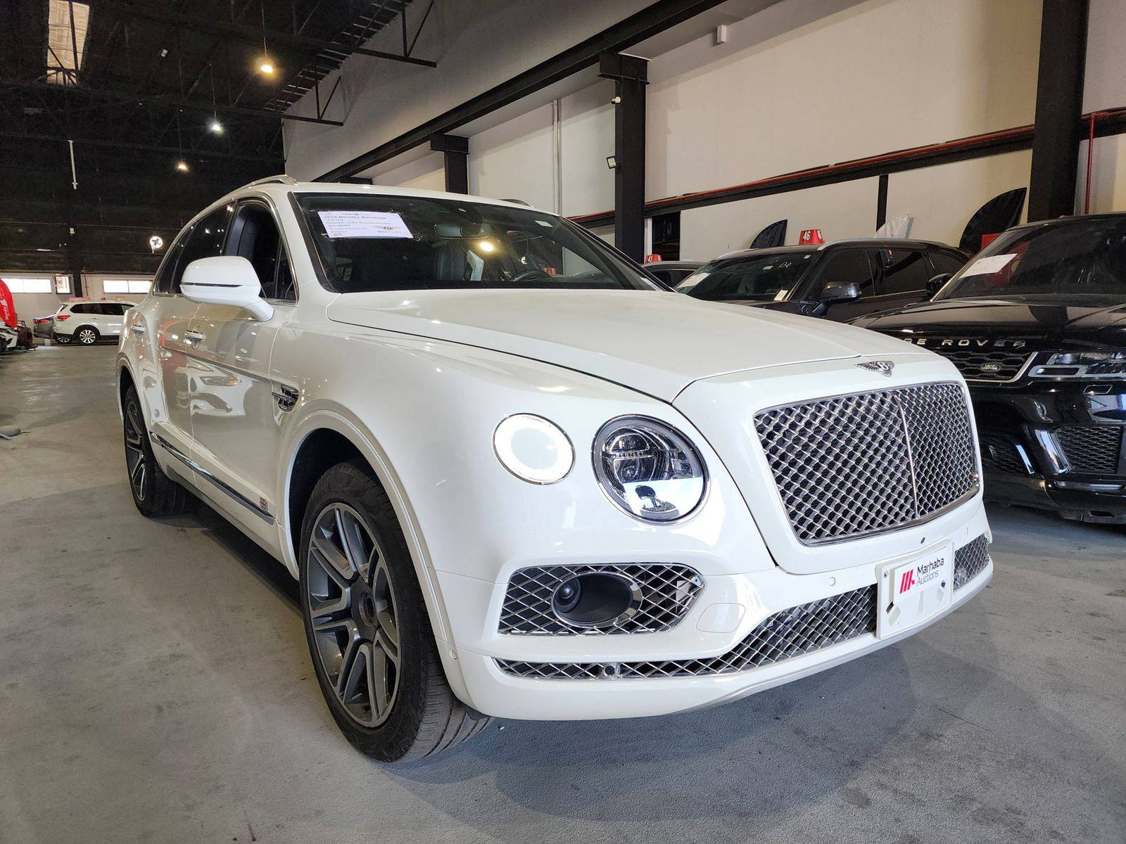 2018 BENTLEY BENTAYGA — 33495 Miles — Lot 38549220 — Main - Marhaba Auctions Used Cars - Image 4
