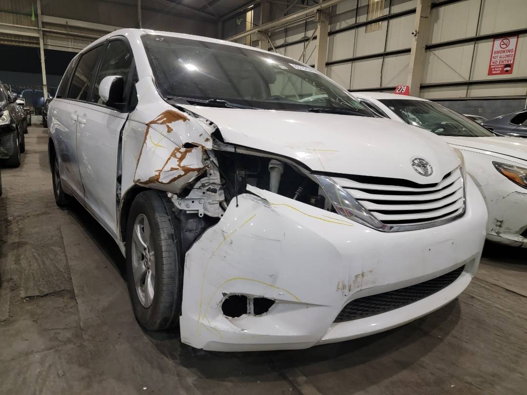 2015 TOYOTA SIENNA — 207303 Miles — Lot C2FS538861 — Main - Marhaba Auctions Used Cars - Image 4