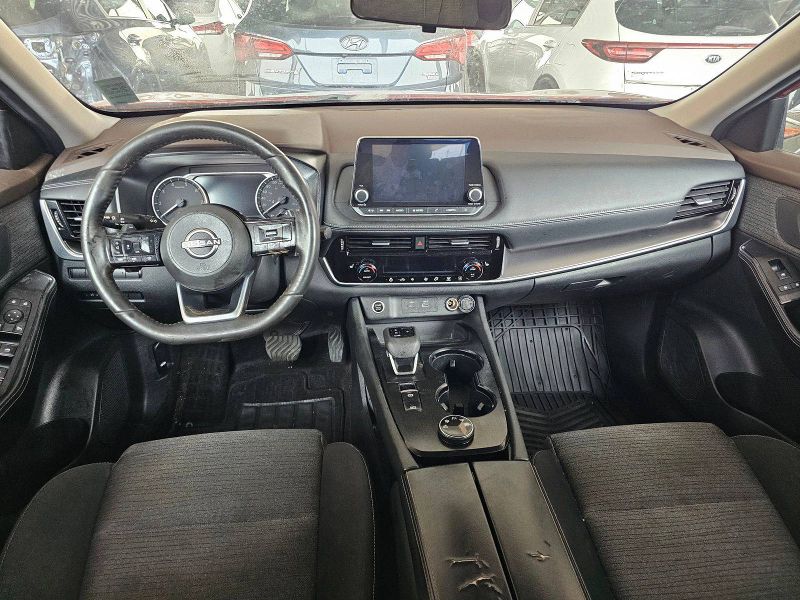2022 NISSAN ROGUE — 91384 KM — Lot 87449864 — Souq - Marhaba Auctions Used Cars - Image 7