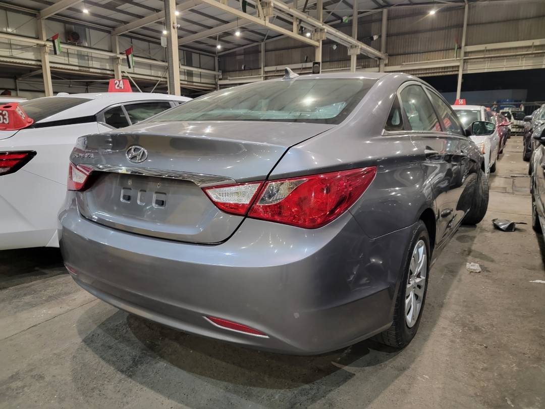 2011 HYUNDAI SONATA — 138972 Miles — Lot H231941 — Main - Marhaba Auctions Used Cars - Image 3