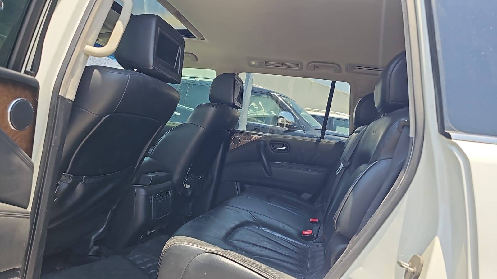 INFINITI QX56 2012 - Marhaba Auction Used Cars - Image 7