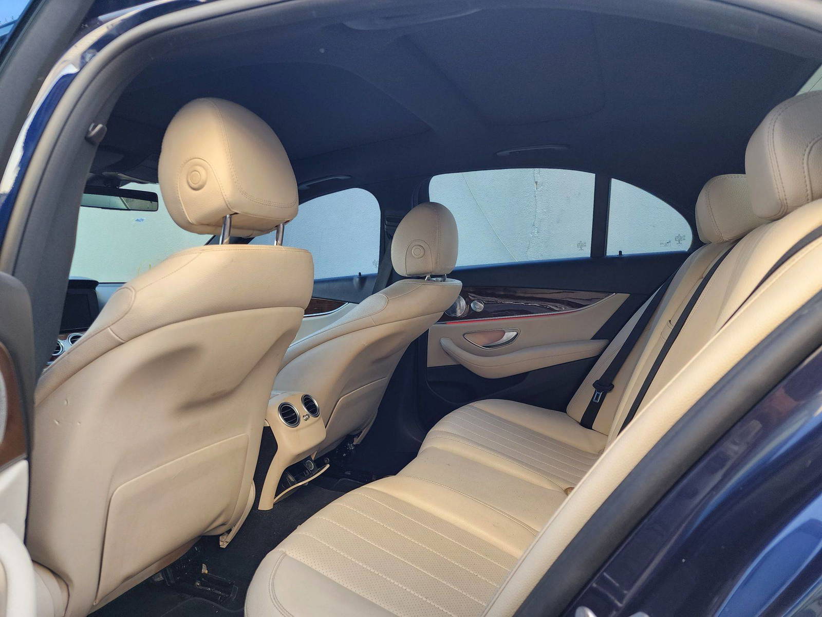 2017 MERCEDES BENZ E-300 — 131497 Miles — Lot F4JB1HA037163 — Main - Marhaba Auctions Used Cars - Image 7