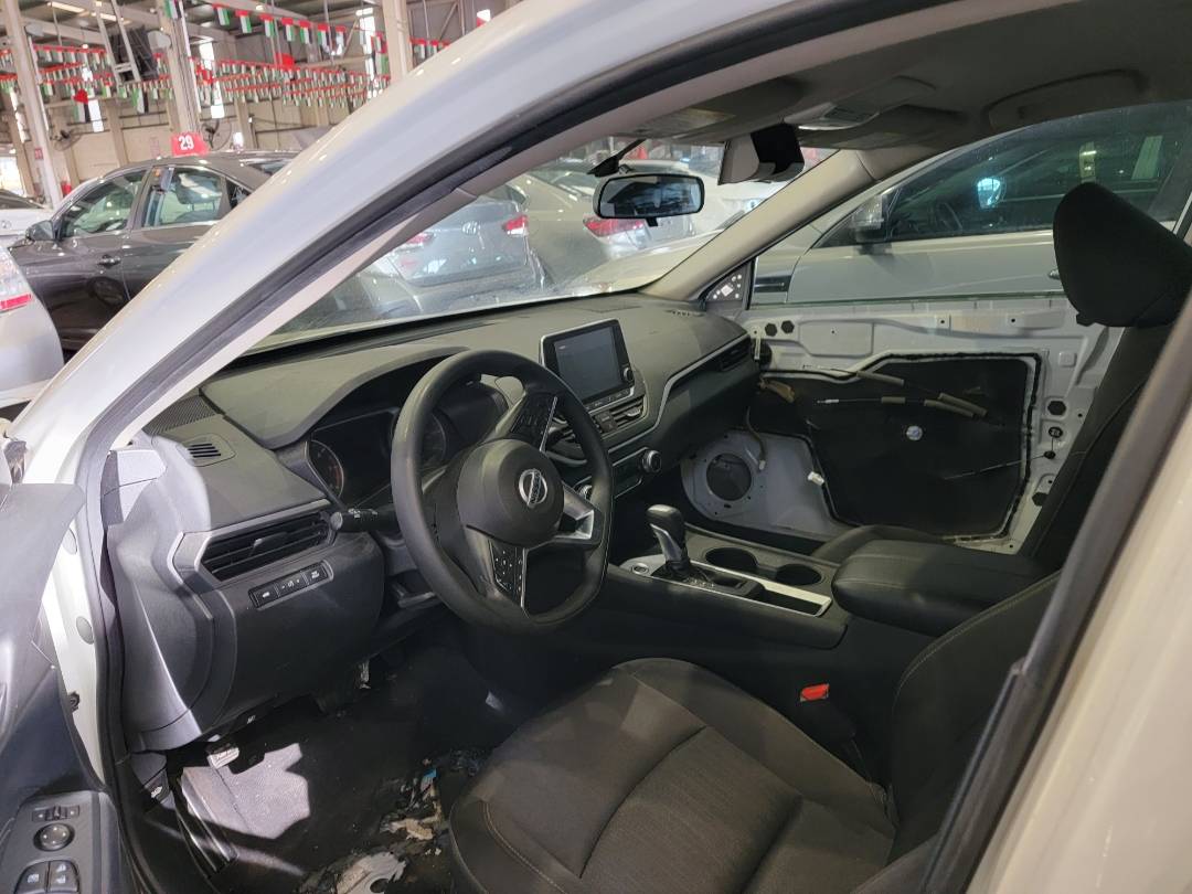 2020 NISSAN ALTIMA — 83521 Miles — Lot C248573 — Main - Marhaba Auctions Used Cars - Image 8