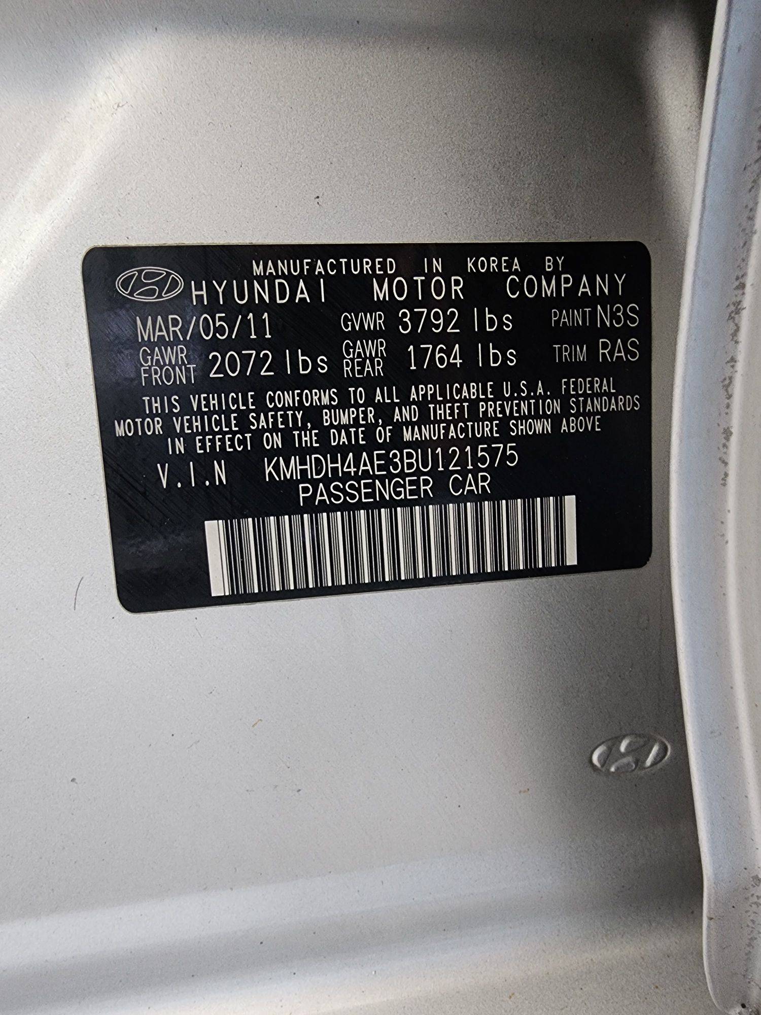 2011 HYUNDAI ELANTRA — 144568 Miles — Lot 52590304 — Souq - Marhaba Auctions Used Cars - Image 9