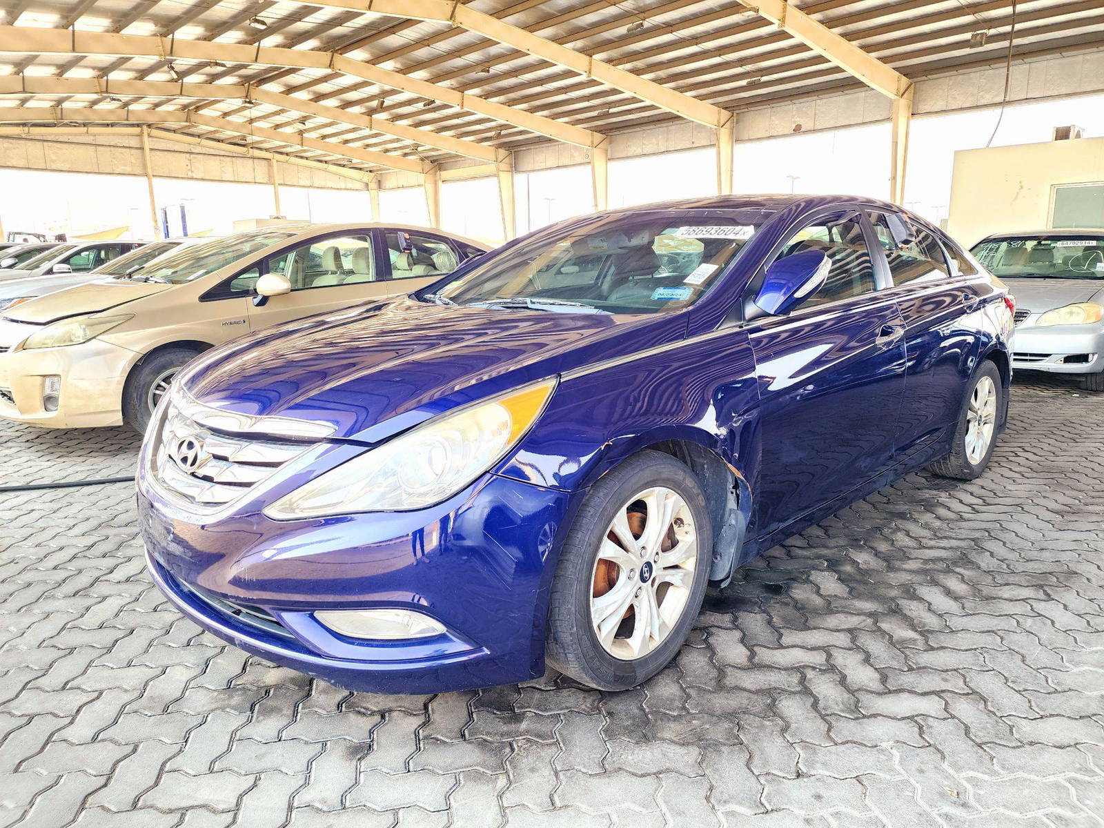 2012 HYUNDAI SONATA — 180556 Miles — Lot 58693604 — Souq - Marhaba Auctions Used Cars - Image 5