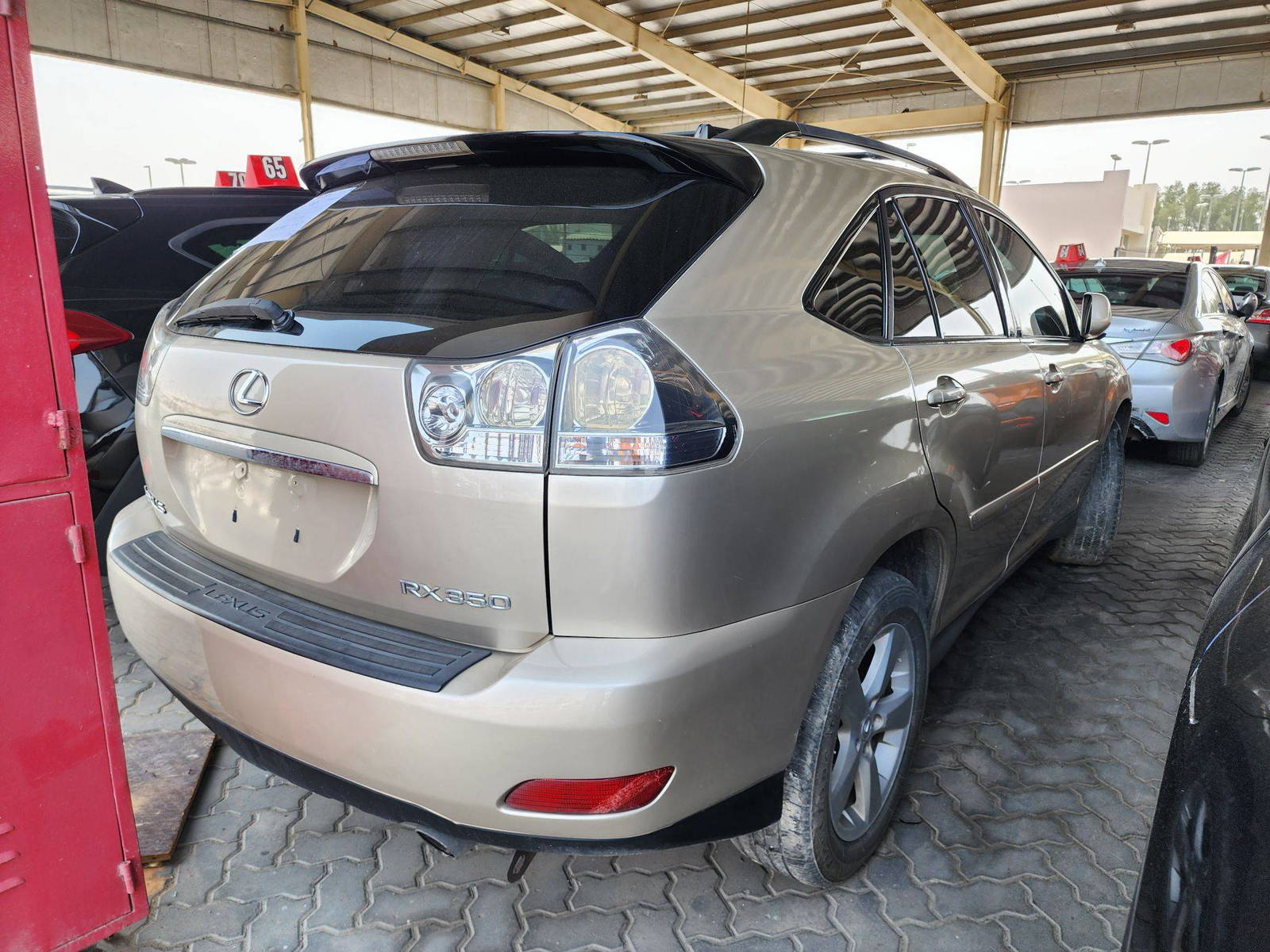 2007 LEXUS RX 350 — 231222 KM — Lot 5497 — Souq - Marhaba Auctions Used Cars - Image 3