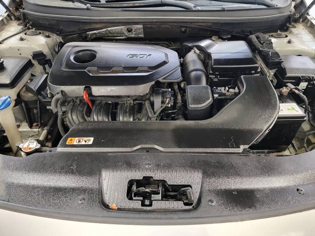 2016 HYUNDAI SONATA — 173398 Miles — Lot 327249 — Main - Marhaba Auctions Used Cars - Image 11