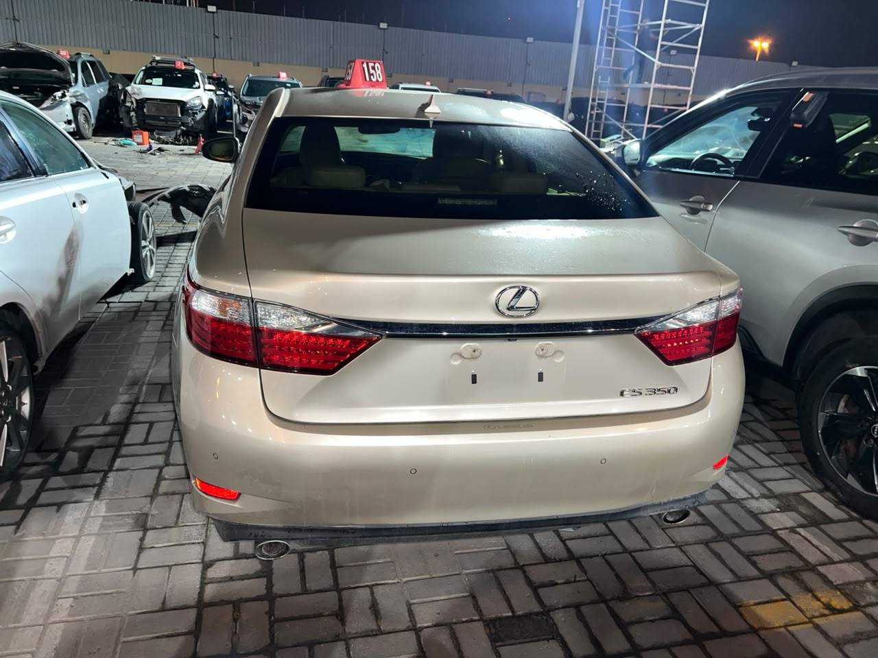 Lexus ES 350 2014 view 2