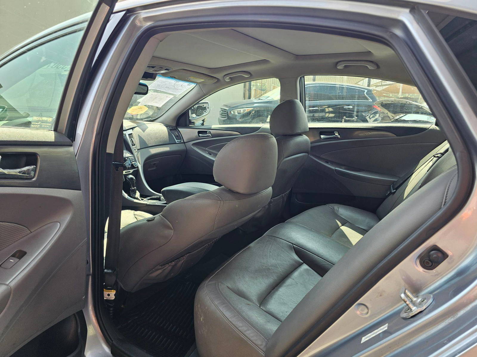 HYUNDAI SONATA 2015 - Marhaba Auction Used Cars - Image 6