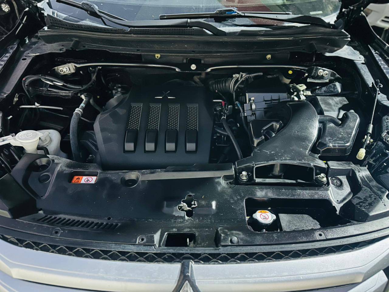 MITSUBISHI ECLIPSE 2018 - Marhaba Auction Used Cars - Image 12