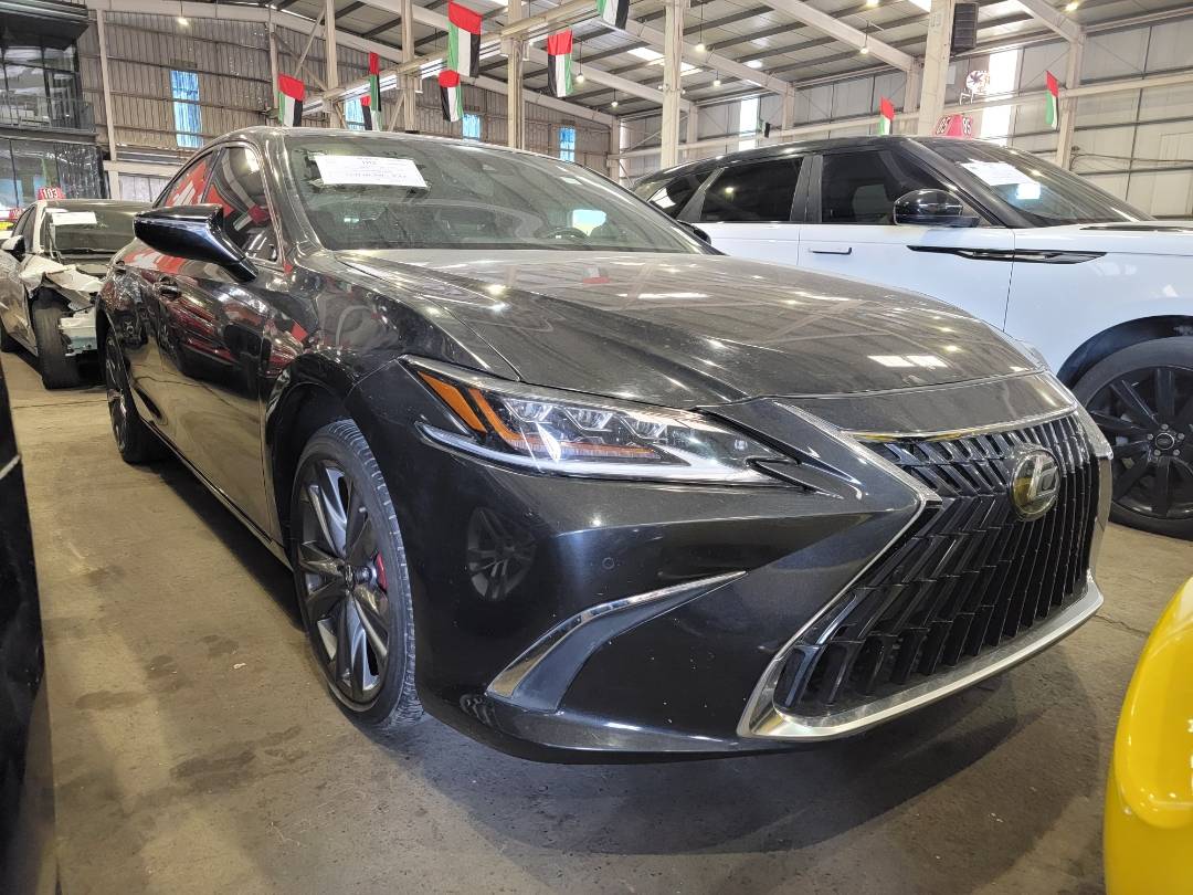 2019 LEXUS ES 350 — 26896 Miles — Lot U048440 — Main - Marhaba Auctions Used Cars - Image 4