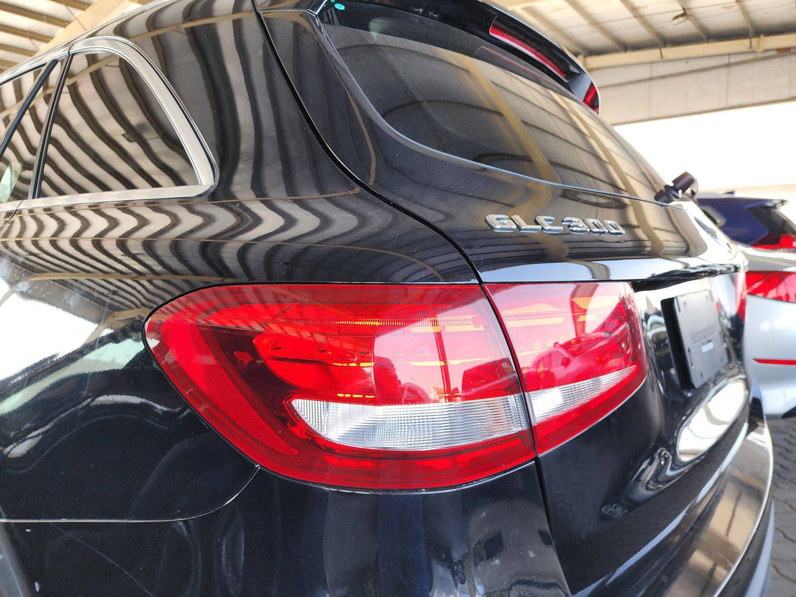 2018 MERCEDES BENZ GLC-300 — 64531 Miles — Lot 39419064 — Main - Marhaba Auctions Used Cars - Image 12