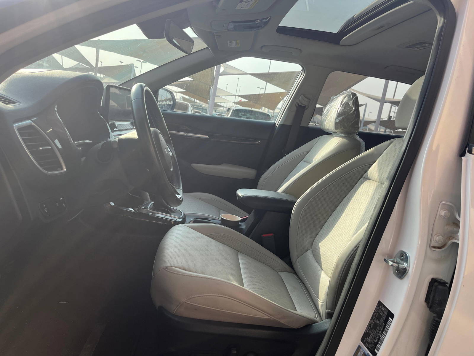 2022 KIA SELTOS — sold — 22174 Miles — Lot A9N7302468 — Souq - Marhaba Auctions Used Cars - Image 8