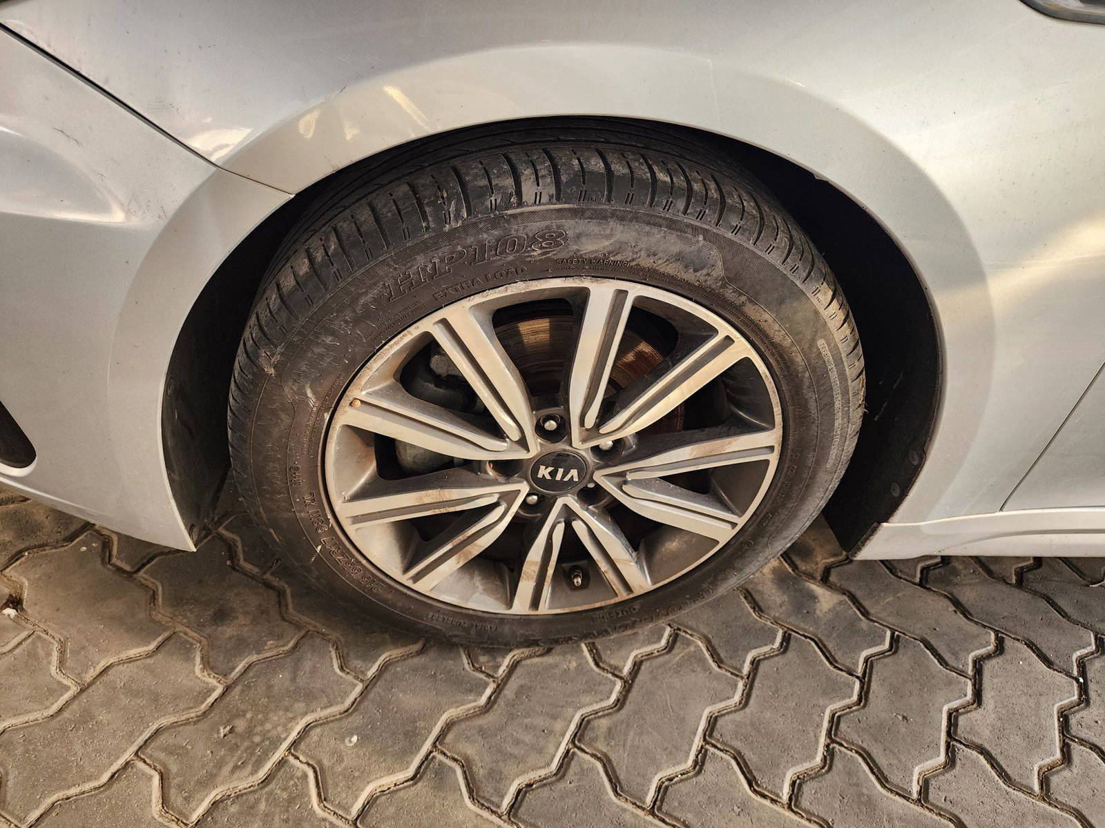 2019 KIA OPTIMA — 129028 Miles — Lot 40852584 — Souq - Marhaba Auctions Used Cars - Image 9