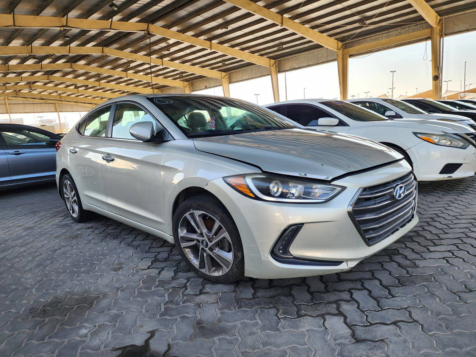 2017 HYUNDAI ELANTRA — 131542 Miles — Lot 19475 — Souq - Marhaba Auctions Used Cars - Image 4
