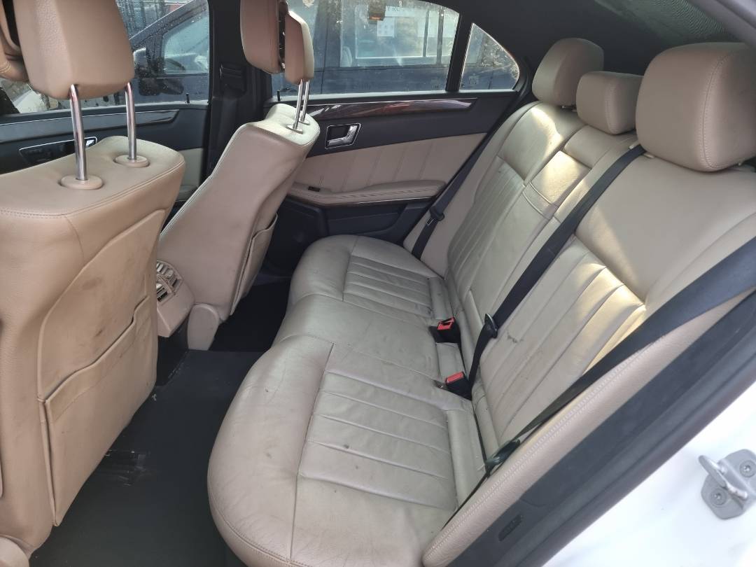 2010 MERCEDES BENZ E 350 — 181386 Miles — Lot 99833 — Ind. 12 - Marhaba Auctions Used Cars - Image 6