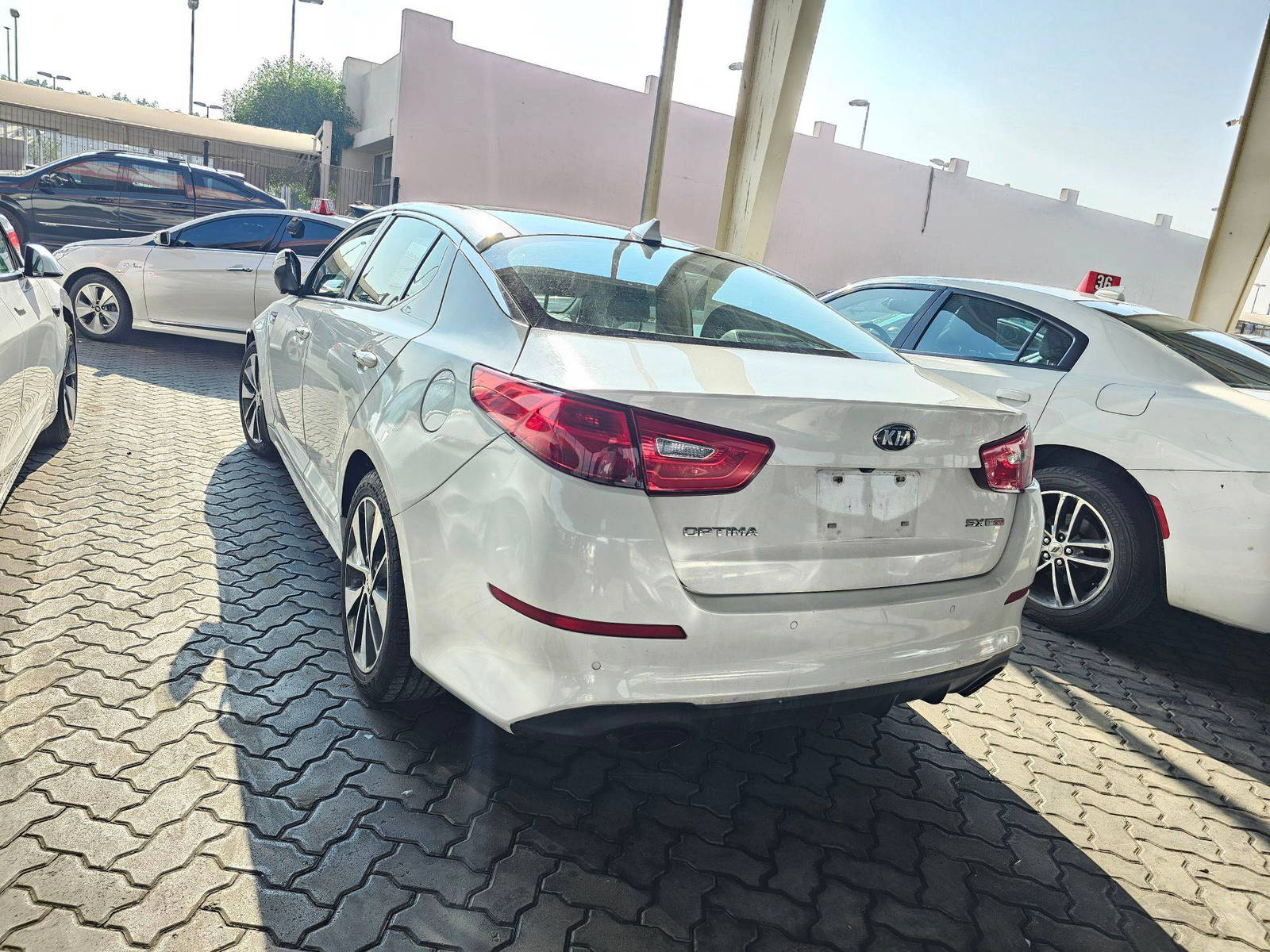 2015 KIA OPTIMA — 163781 Miles — Lot G397652 — Souq - Marhaba Auctions Used Cars - Image 6